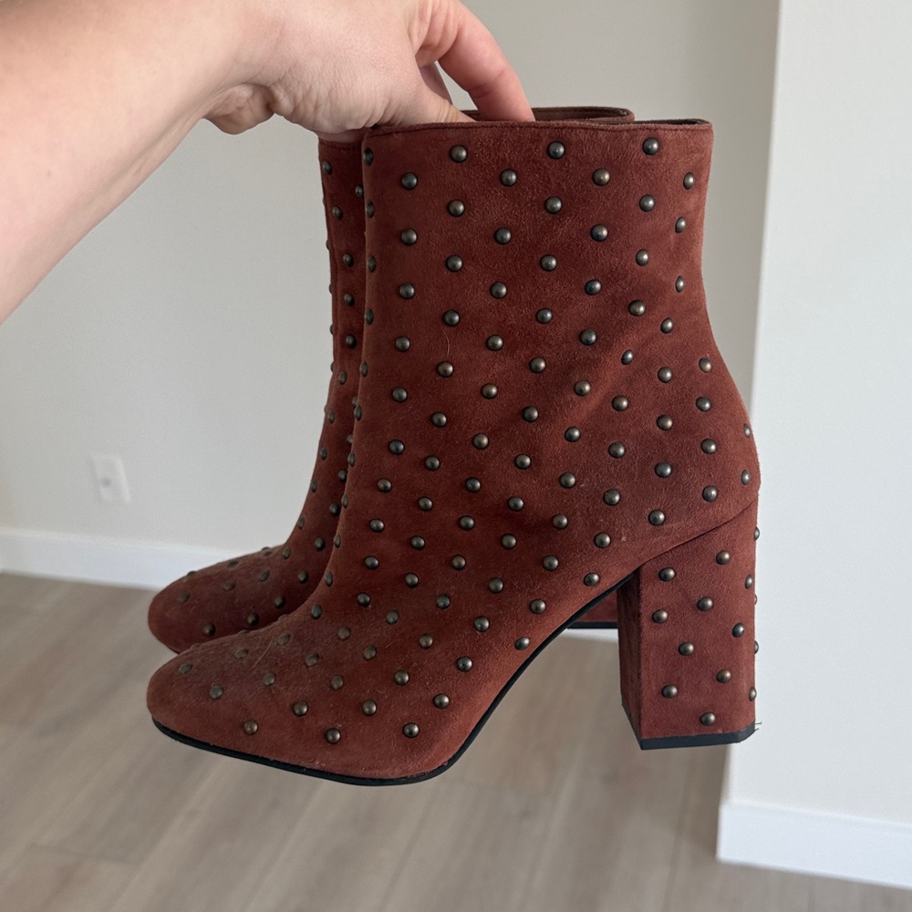 Lucky Brand Studded Tan Ankle Booties Women Size 10